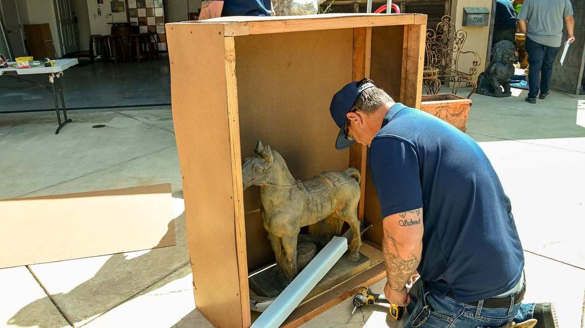 BLVD custom crating for a specialty statue